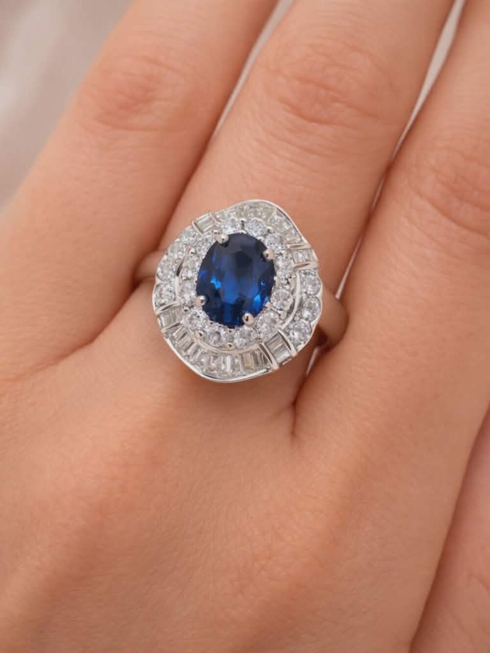Natural Blue Sapphire & Diamond Statement Ring – 18K White Gold Brand New - Picture 3 of 16